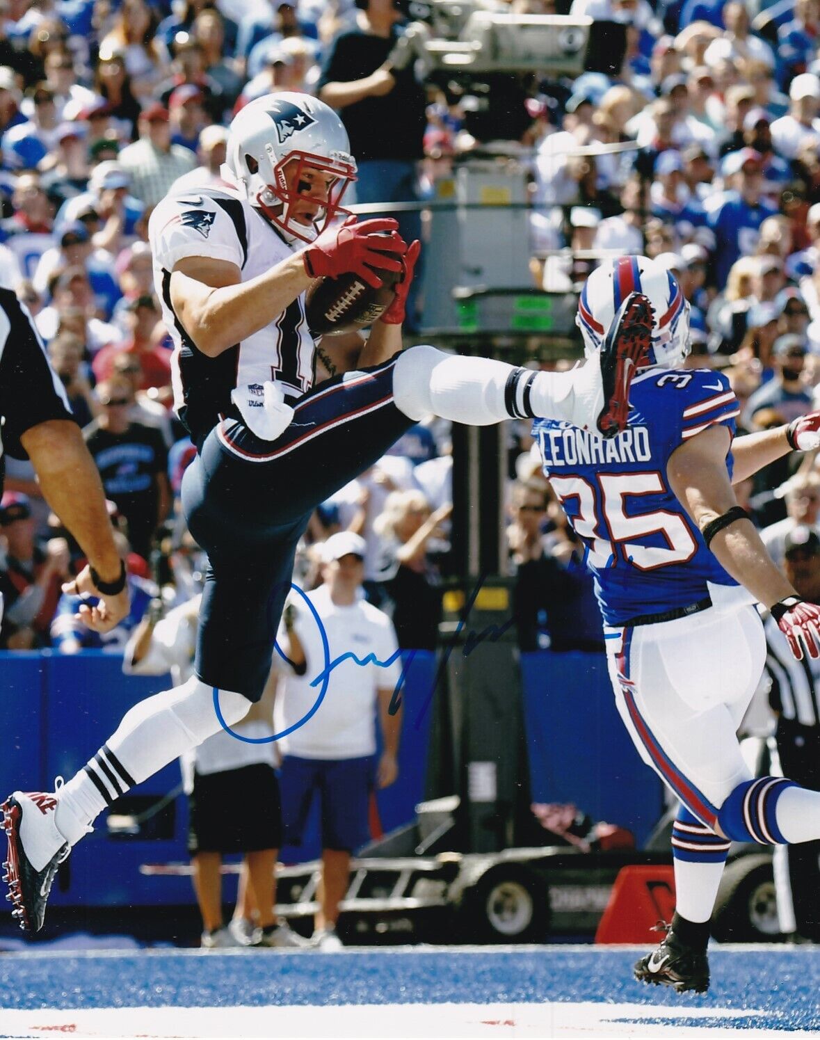 JULIAN EDELMAN SIGNED AUTOGRAPH 8X10 Photo Poster painting NEW ENGLAND PATRIOTS