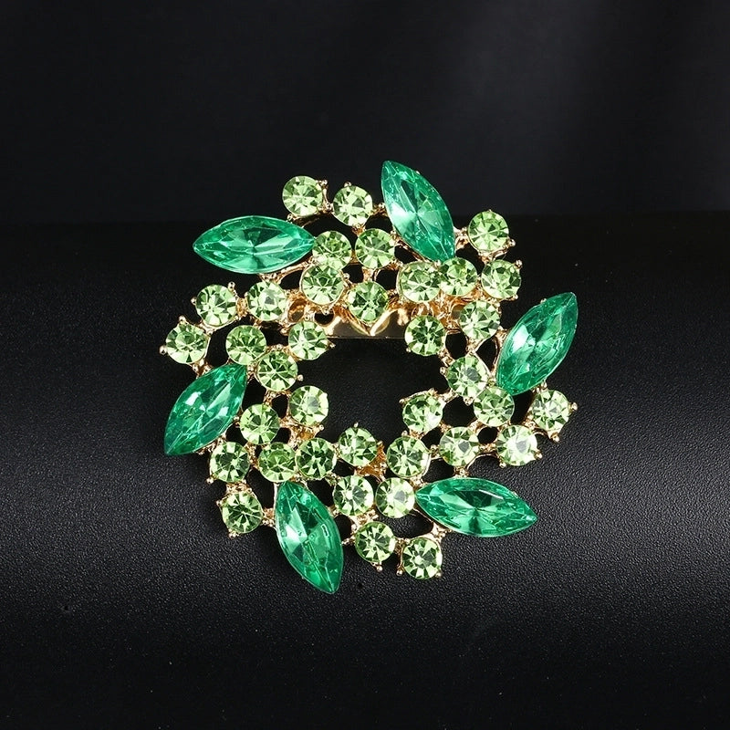 Korean Style Pin Flower Alloy Plating Rhinestones Women’S Brooches