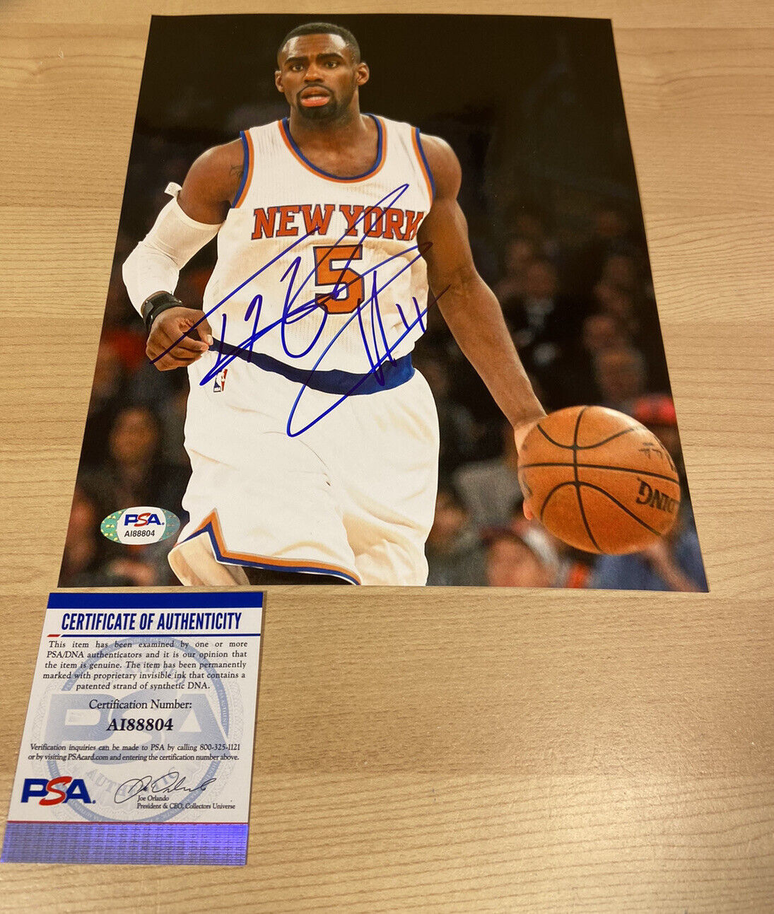 Tim Hardaway Jr. Knicks Mavericks Autographed Signed 8X10 Photo Poster painting PSA/DNA COA