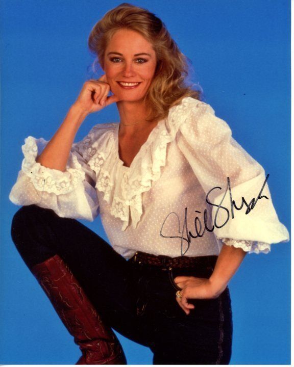 CYBILL SHEPHERD signed autographed 8x10 Photo Poster painting