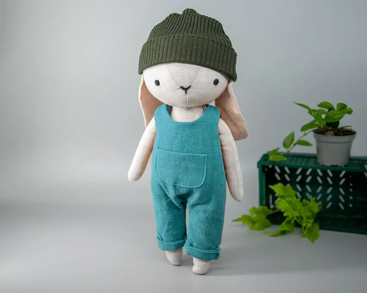 Bunny with Overalls & Beanie Template - With Instruction manual