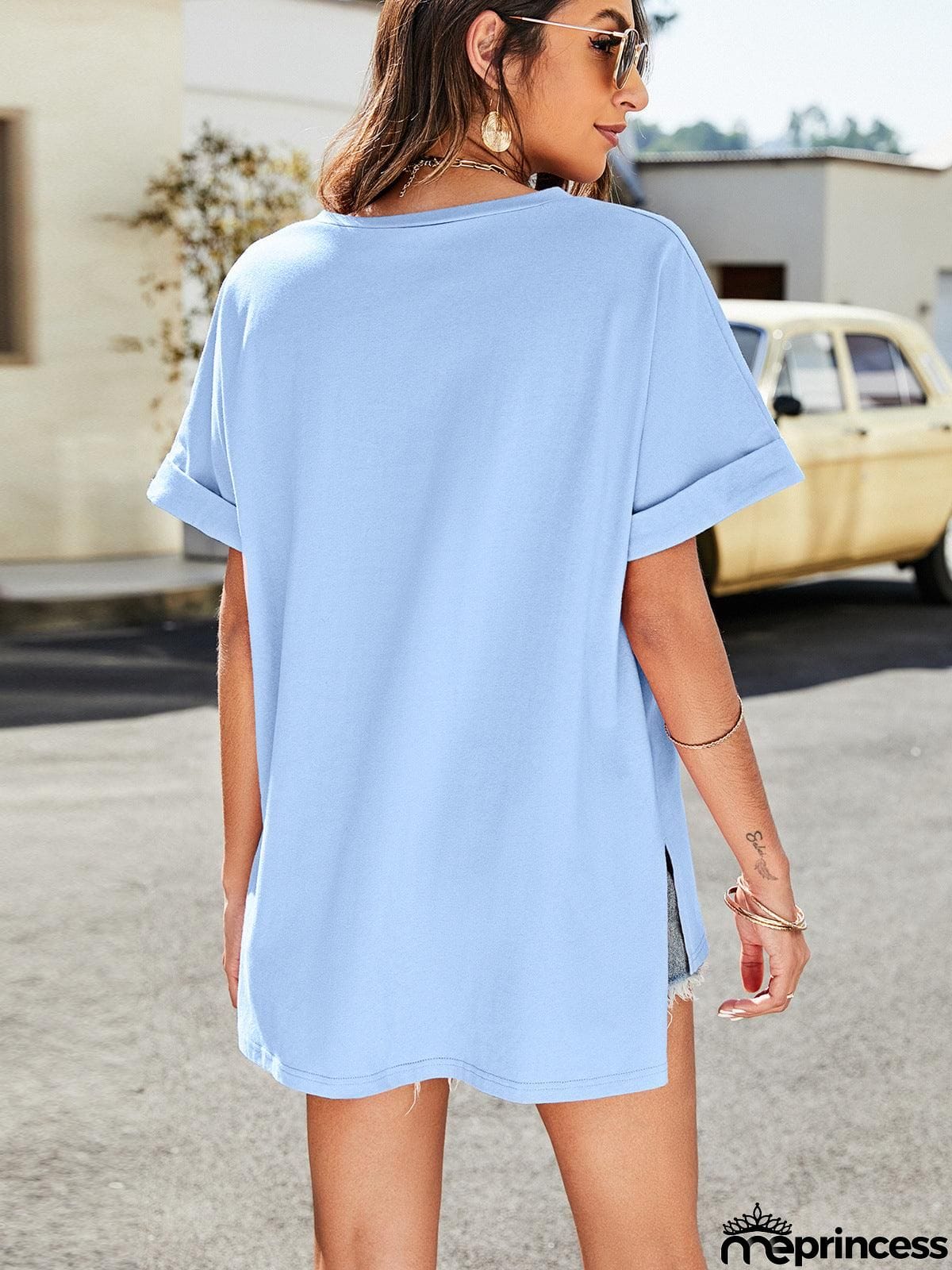 High-Low Side Slit V-Neck Tee