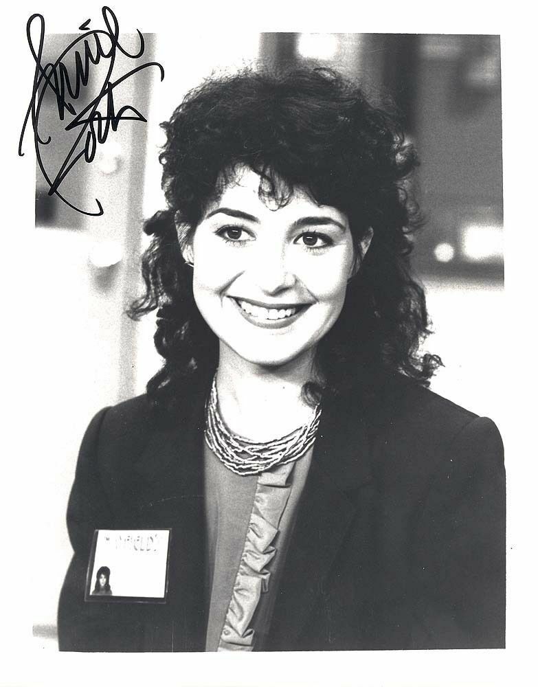 ANNIE POTTS AUTOGRAPHED SIGNED 8X10 Photo Poster painting B & W