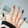 24 Pièces Faux Ongles Marron Naturel avec Motif Coeur