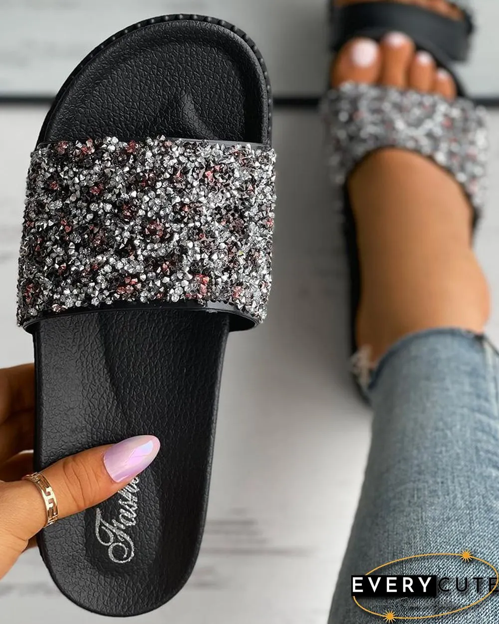 Cheetah Pattern Studded Casual Slippers