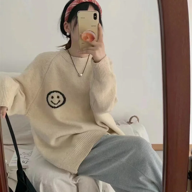 Churchf Churchf Department Minority 23 Years Autumn Winter New College Wind Loose Color Smiling Face Sweater Sweater Coat Female