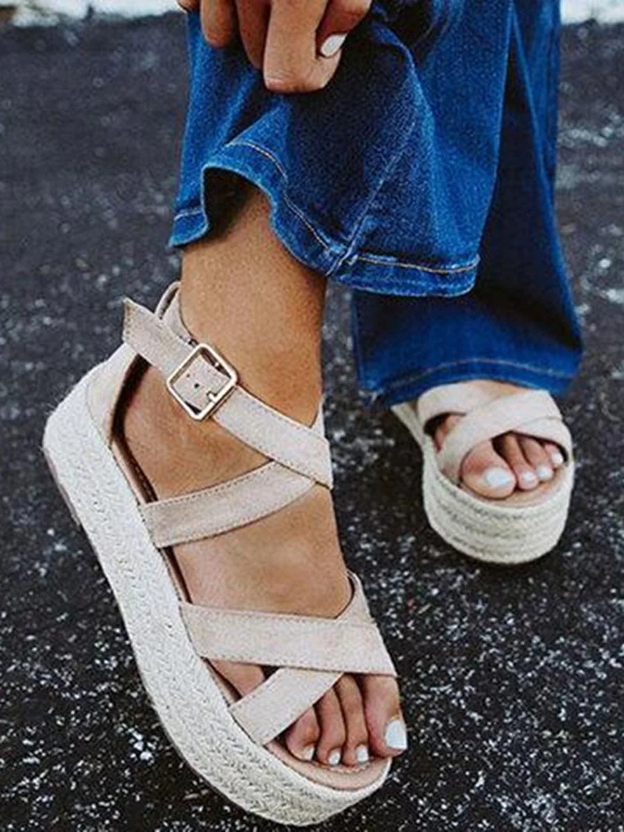 Trendy platform sandals