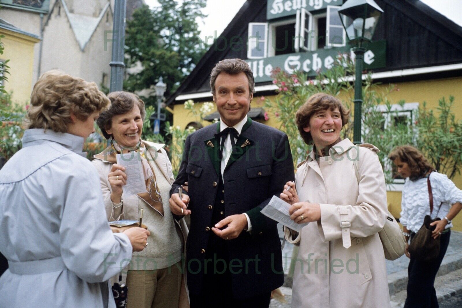 Peter Alexander Musik Film TV Foto 20 x 30 cm ohne Autogramm (Nr 2-272