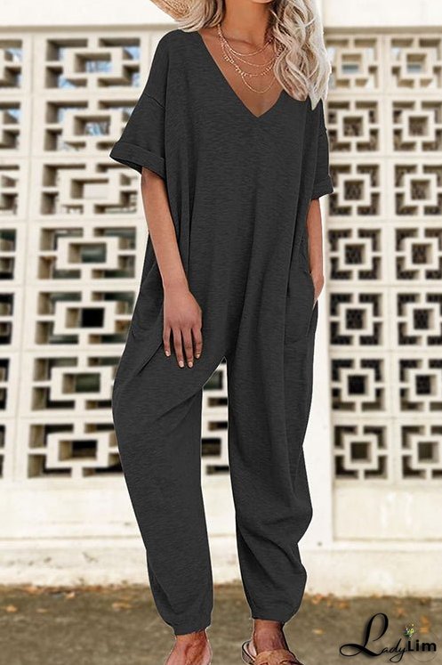 Chic and Relaxed Jumpsuit