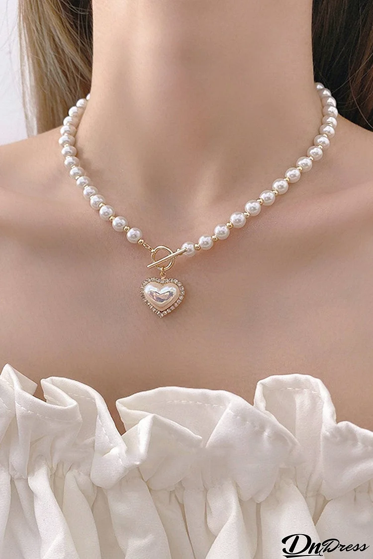 Heart-shaped Pearl Necklace