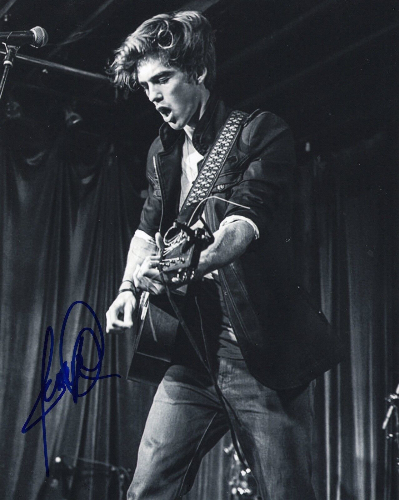 Jessarae Robitaille Signed 8x10 Photo Poster painting w/COA Jezaholics #1