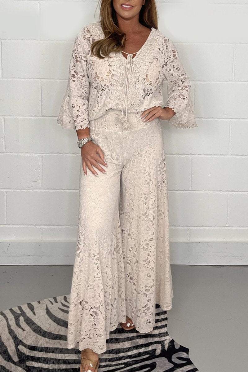 Lace V-neck suit
