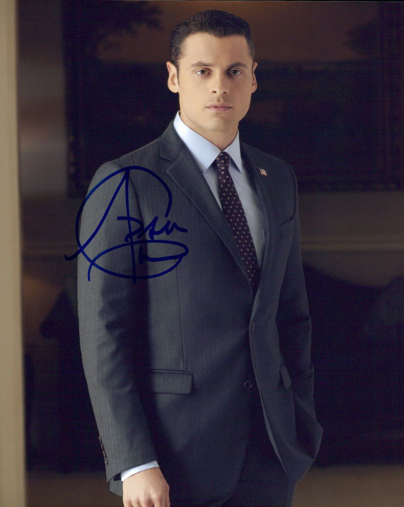 Adan Canto (Designated Survivor) signed authentic 8x10 Photo Poster painting COA