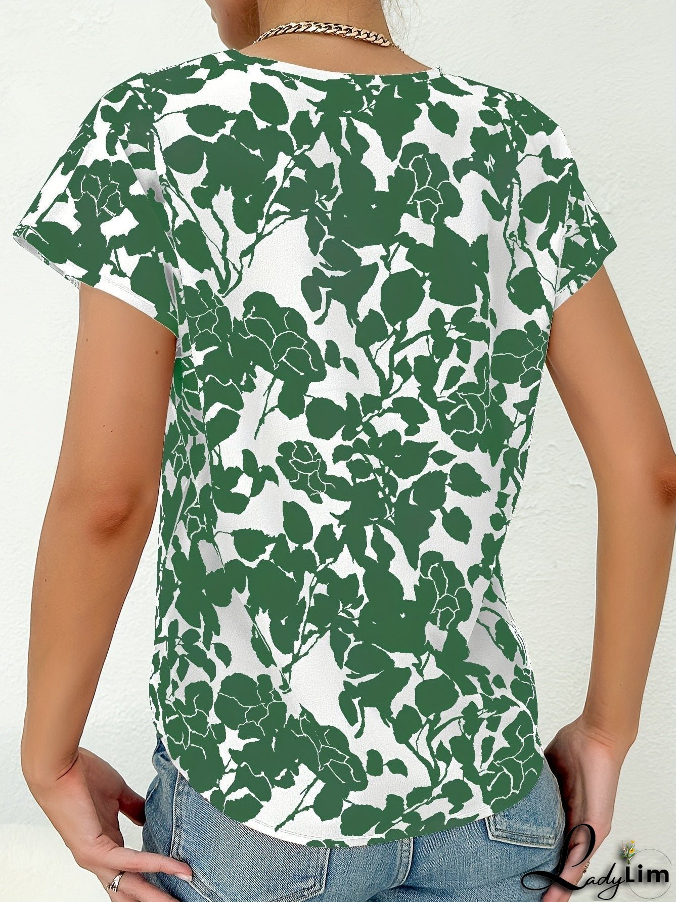 Elegant and Versatile winter T-shirt