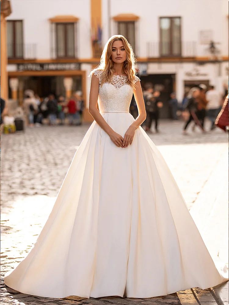 A Line Applique Wedding Dress Cap Sleeve Long Train Bridal Gowns