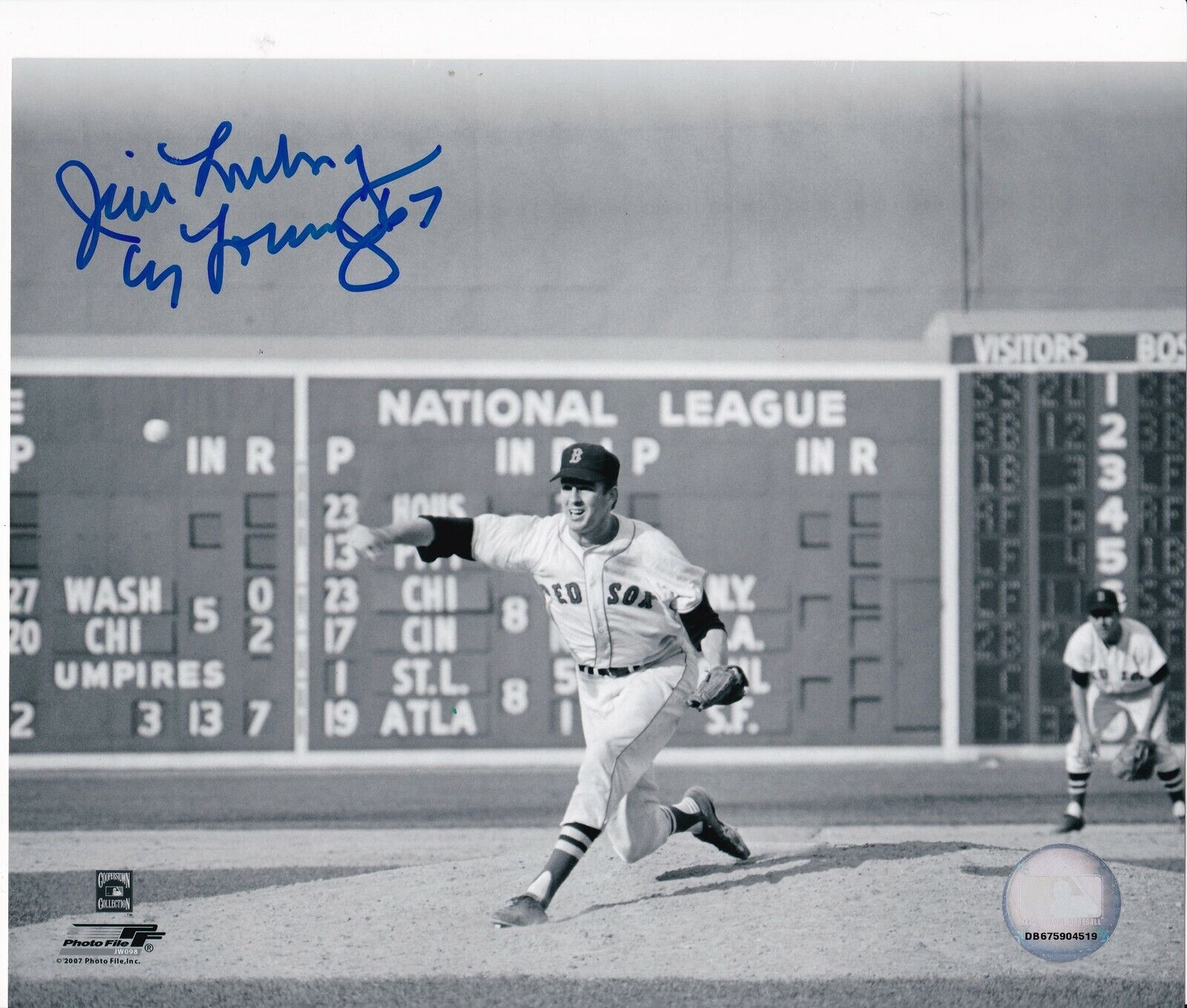 JIM LONBORG BOSTON RED SOX 67 CY YOUNG ACTION SIGNED 8x10