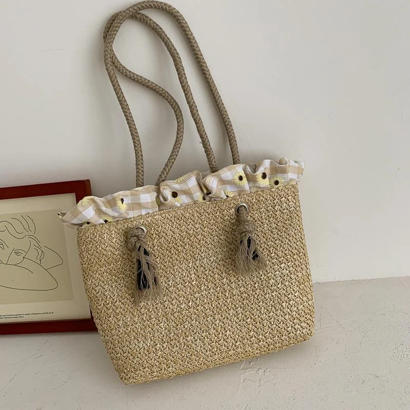 Casual All-match Woven Large-capacity Holiday Messenger Beach Bag
