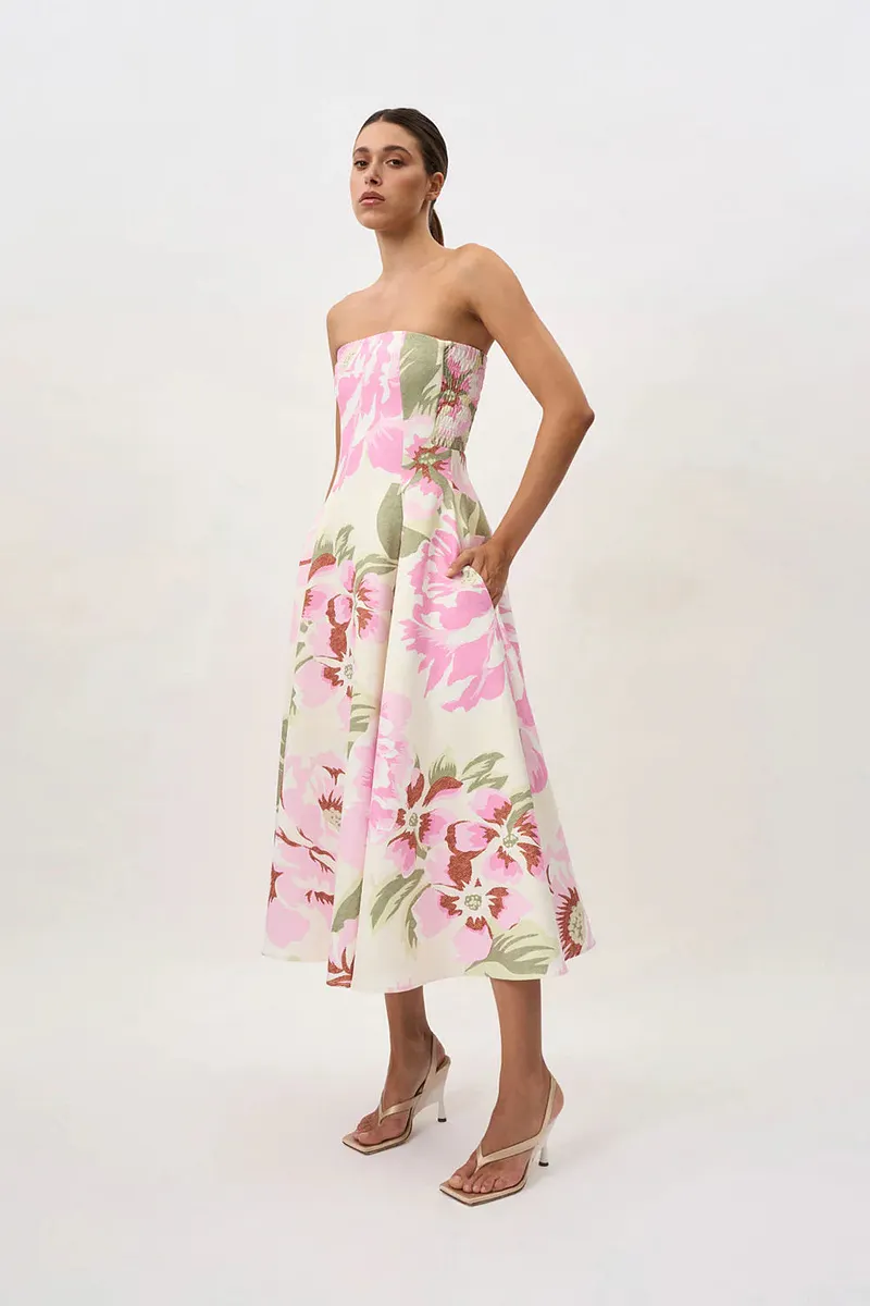 darner strapless mini dress in green floral Elliatt Darner Mini Dress Floral Size 12