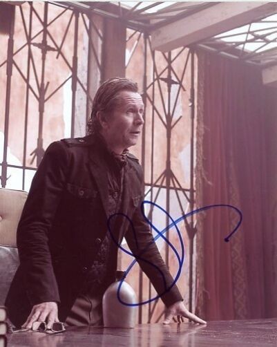 GARY OLDMAN Signed Photo Poster painting