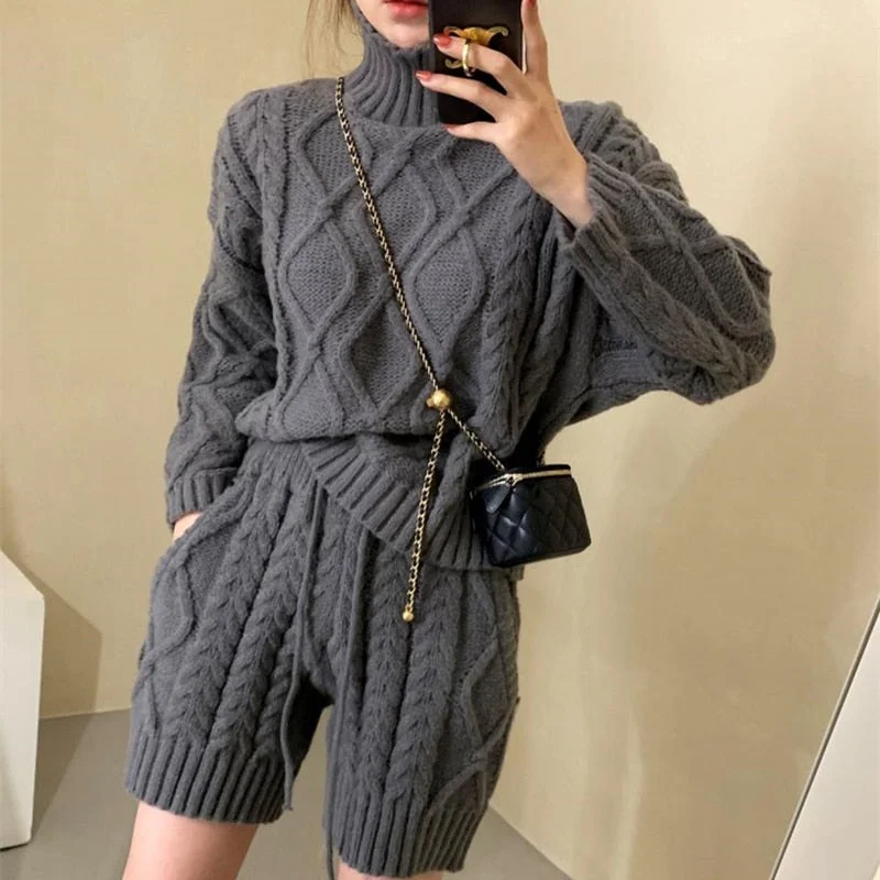 Autumn Winter Ladies 2 Pieces Knitted Set Long Sleeve Tutleneck & Drawstring Shorts Casual Women Sweater Set