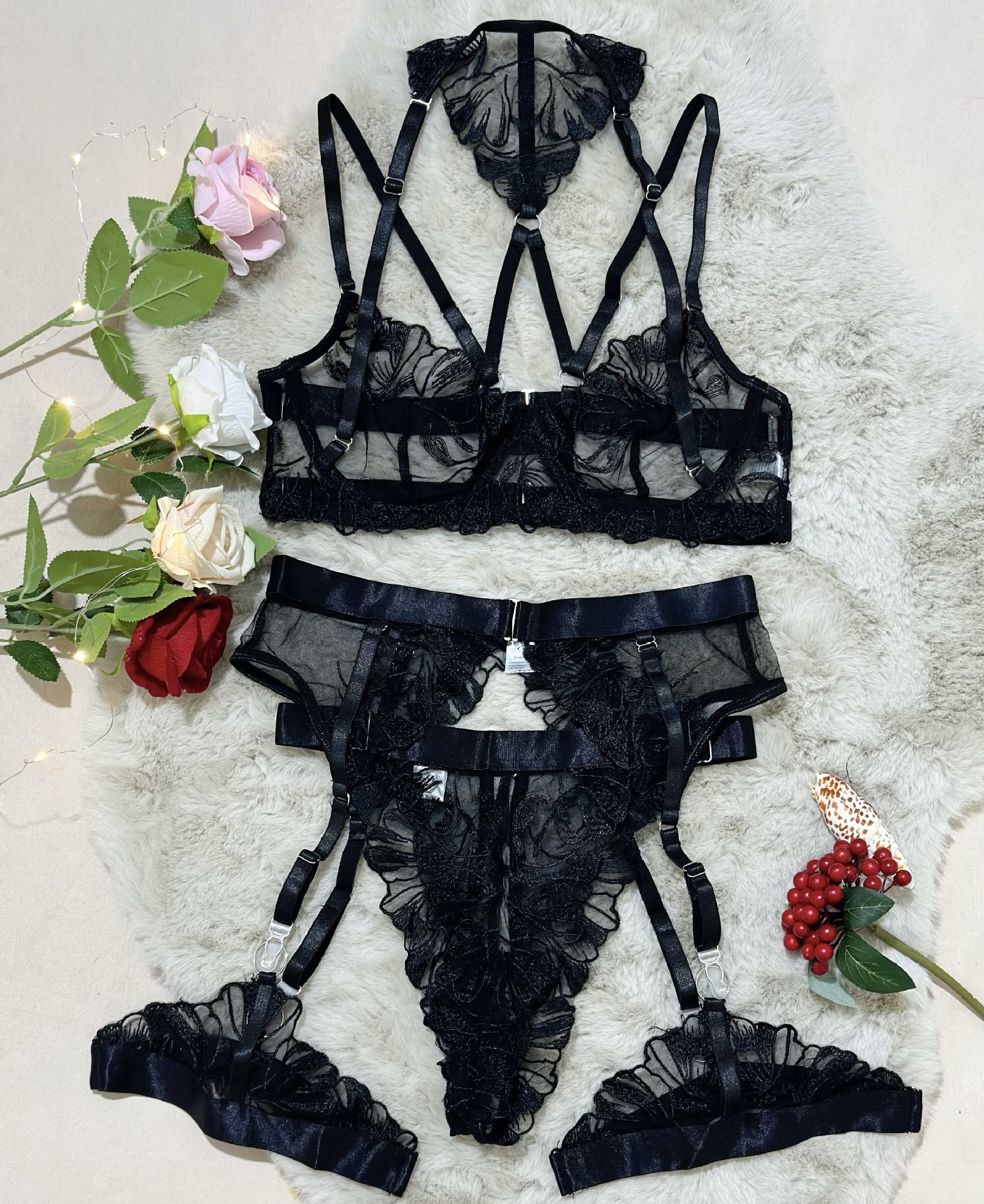 Lovingerie - Sexy 4-Piece Lingerie Ensemble Black Floral Embroidered with Underwire Sheer Mesh 