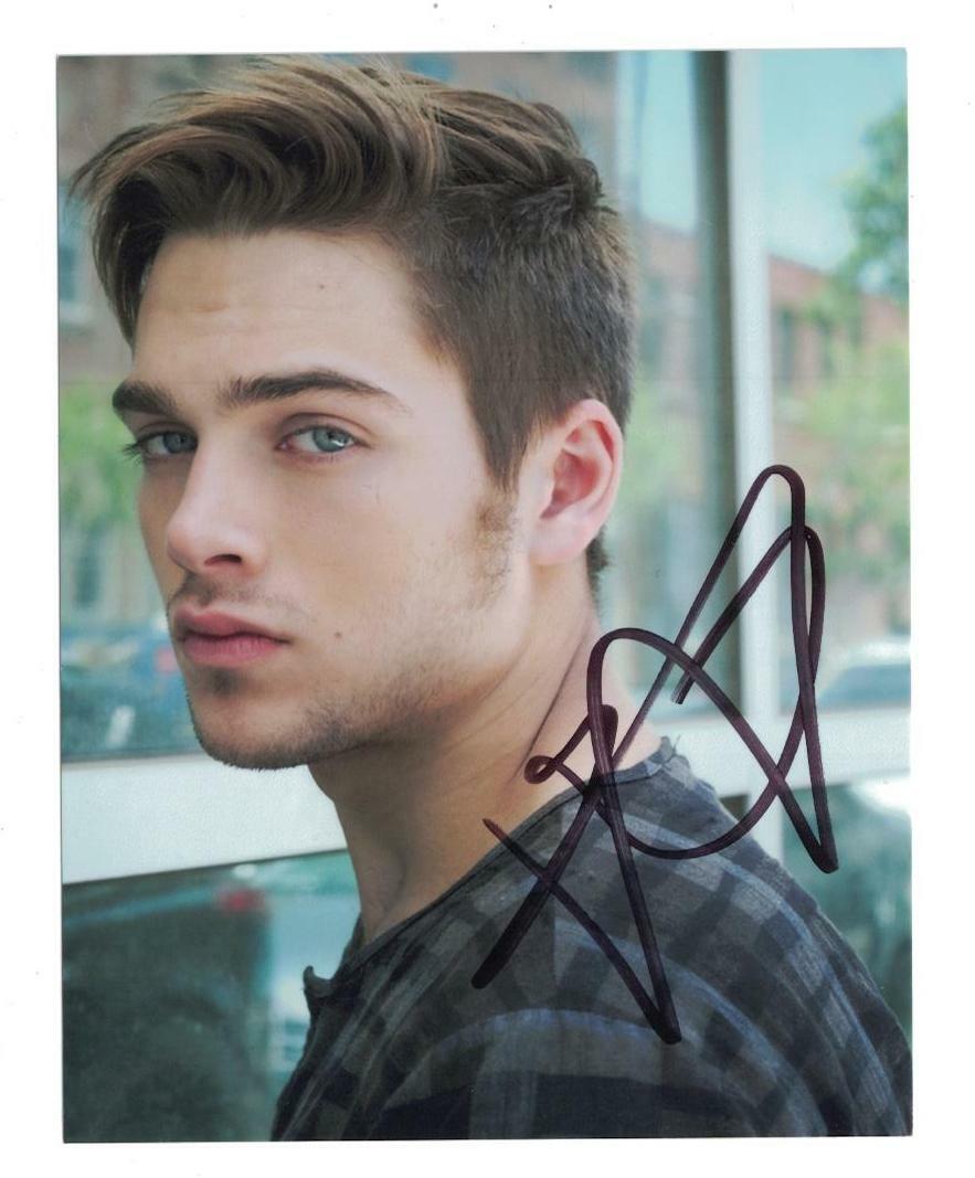 Dylan Sprayberry Signed Autographed 3 3/4 x 5 Photo Poster painting Actor Man Of Steel