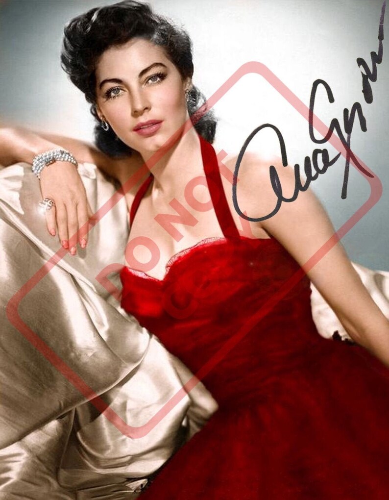 Ava Gardner Vintage -1940scolor 8.5x11 Autographed Signed Reprint Photo Poster painting