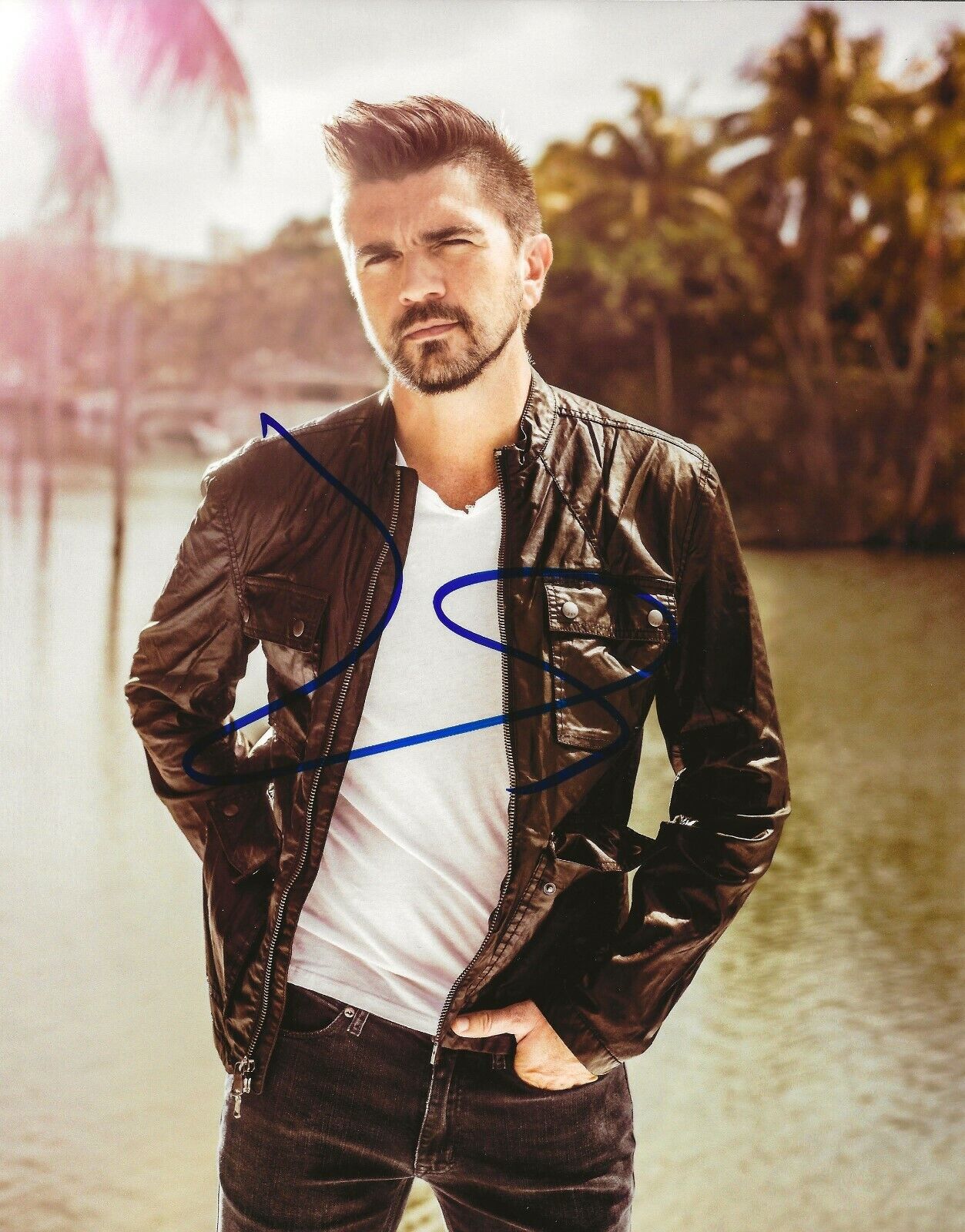 Juanes singer REAL hand SIGNED Photo Poster painting #2 COA Autographed Ekhymosis