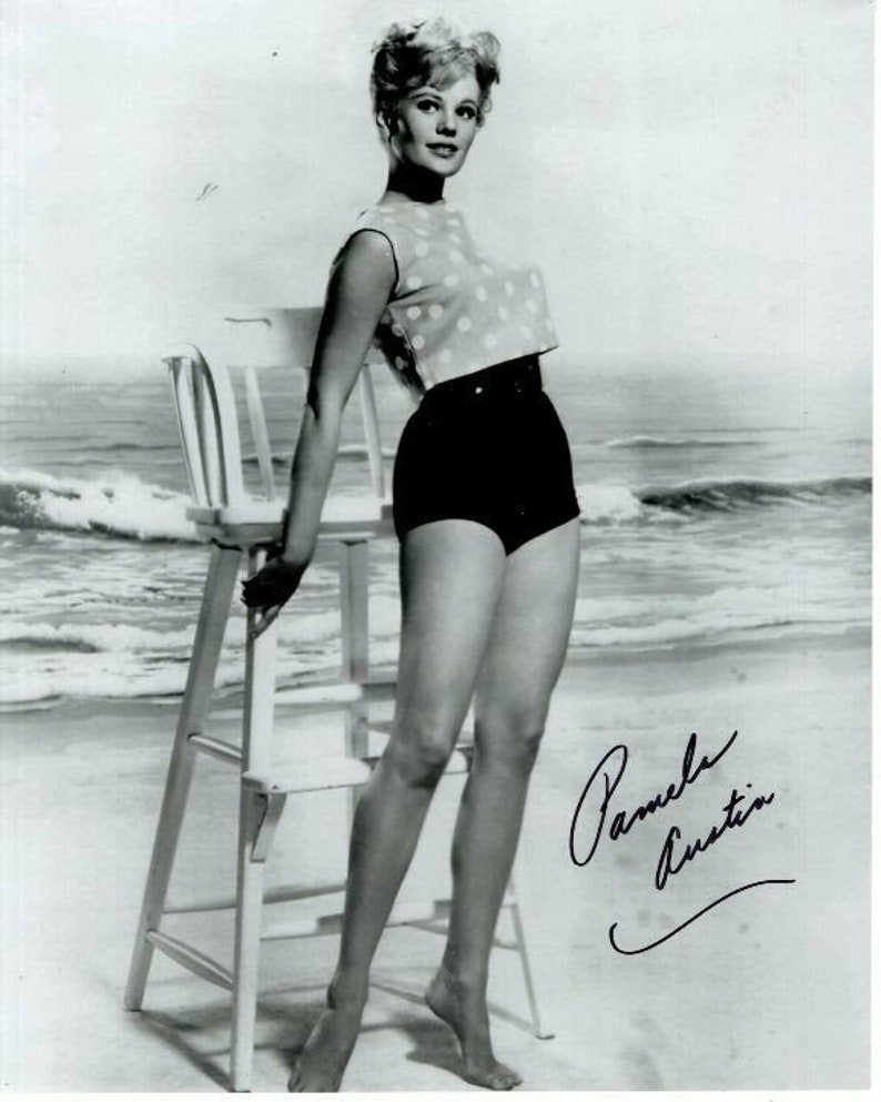 Pamela austin signed autographed Photo Poster painting