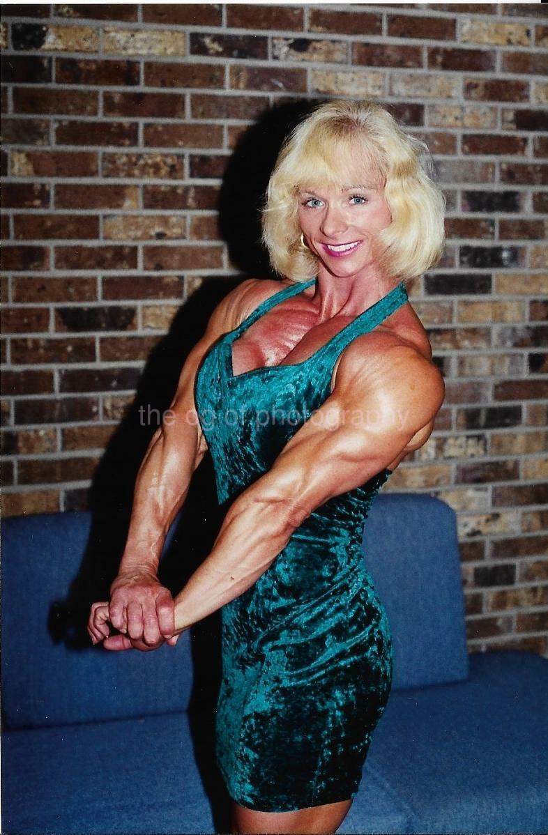 JUDY MILLER Female Bodybuilder MUSCLE WOMAN 80' 90s FOUND Photo Poster painting Color EN 17 8 I