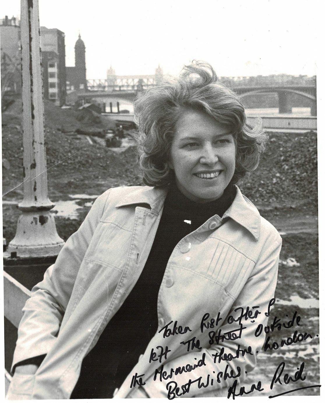 Anne Reid signed autographed 8x10 Photo Poster painting! AMCo! 14444