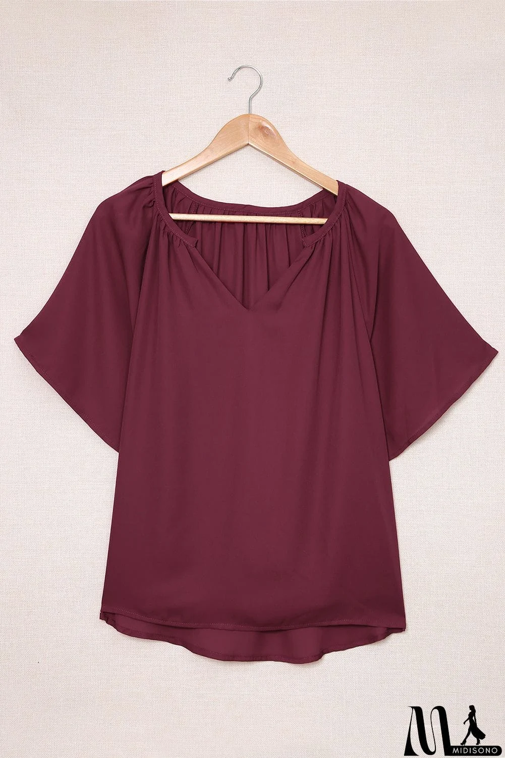 MidiSono - Split Neck Pleated Loose Top