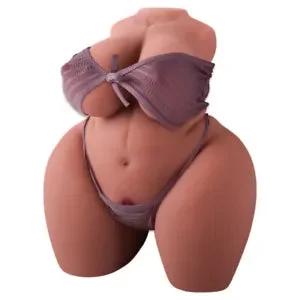 Pornhint Busty teen enjoys l sex Doll