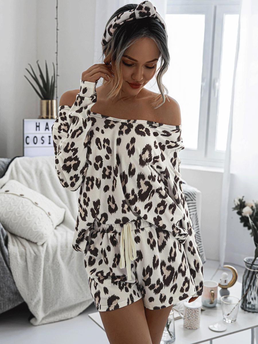 Leopard Print Comfortable Home Set