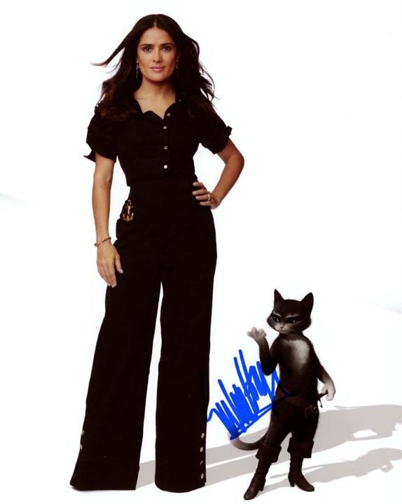 SALMA HAYEK signed autographed 11x14 PUSS IN BOOTS KITTY SOFTPAWS Photo Poster painting