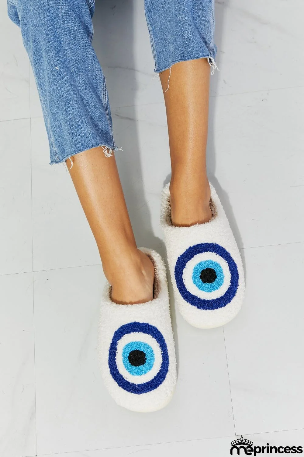 MMShoes Eye Plush Slipper