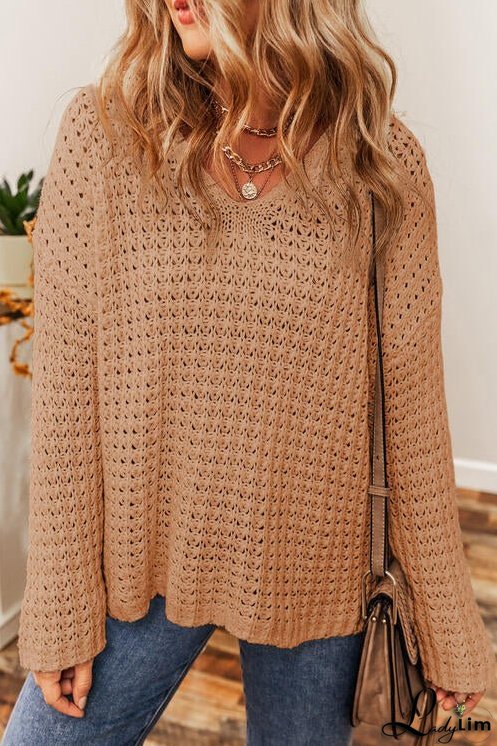 Fashionable and Minimalist Sweater