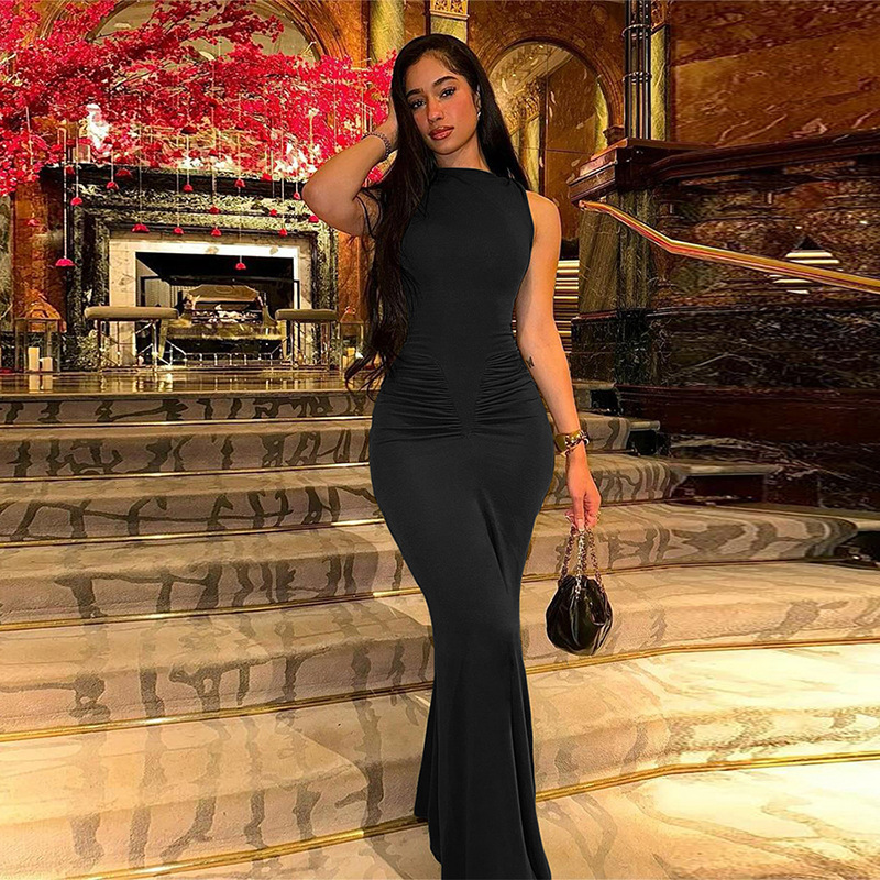 Women Casual Sleeveless Round Neck Plus Size Maxi Dresses