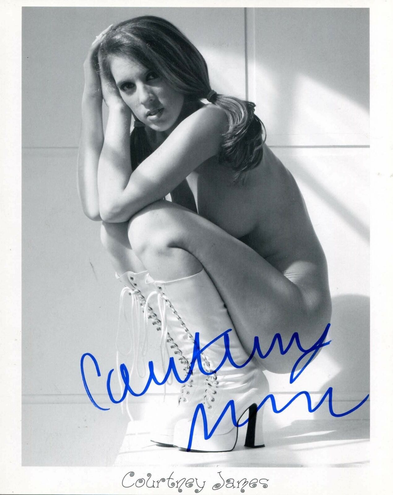 SEXY Courtney James autograph, signed Photo Poster painting