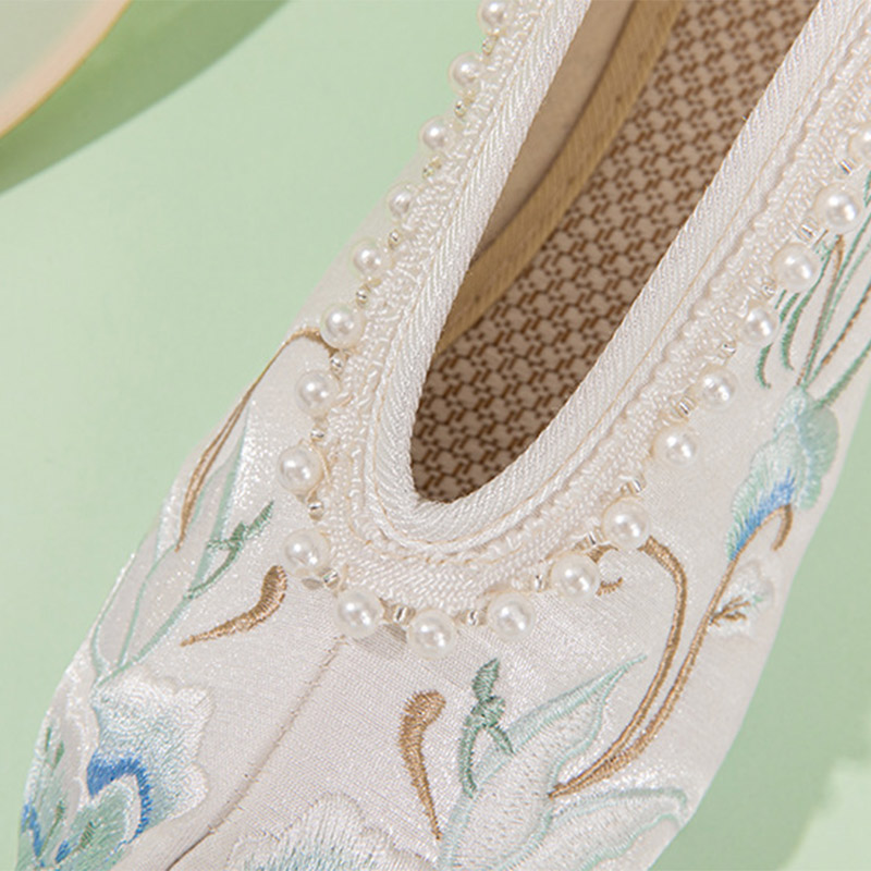Vintage Embroidery Floral Print Pearl Trim Flats Shoes - Modakawa Modakawa