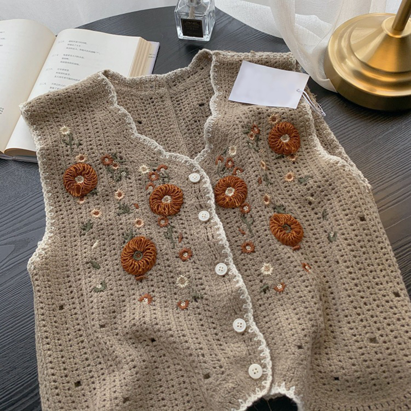 Women's Fashion Embroidered Vintage Knitted Crochet Hollow Sweater Vest Top