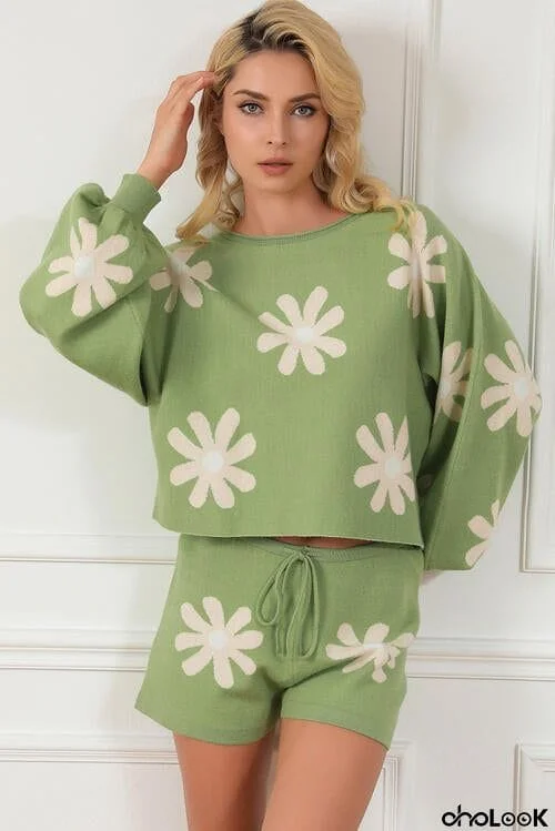 Flower Pattern Long Sleeve Sweater and Drawstring Shorts Set