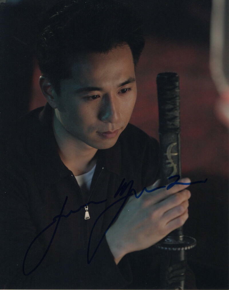 JAMES KYSON LEE SIGNED AUTOGRAPH 8X10 Photo Poster painting - HEROES, HAWAII FIVE-0, NCIS LA