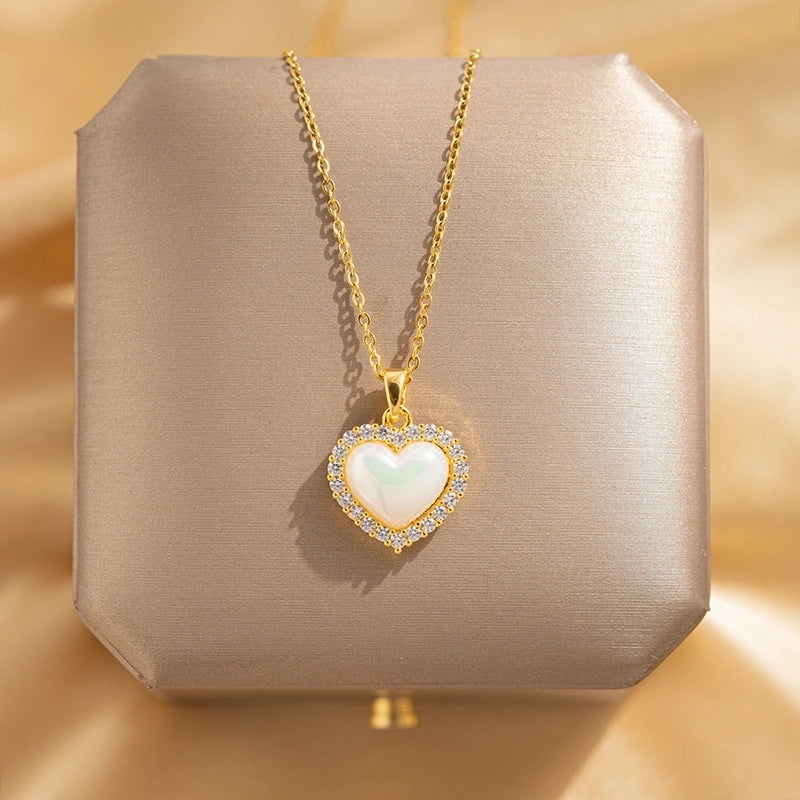 Elegant Leaf Heart Shape Lock 304 Stainless Steel Copper Rhinestones Zircon 18K Gold Plated K Gold Plated Plating Inlay Pendant Necklace