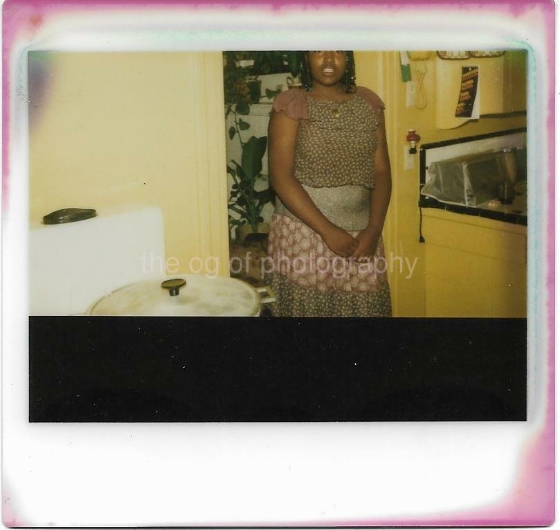 FOUND Photo Poster painting ColorOriginal AMERICAN WOMAN Snapshot VINTAGE 04 23 W