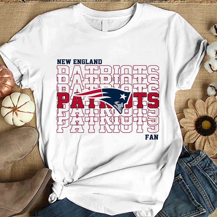 New England Patriots Women's White Relaxed T-Shirt
