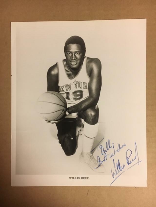 Willis Reed NY Knicks Signed 8x10 Vintage Photo Poster painting with COA