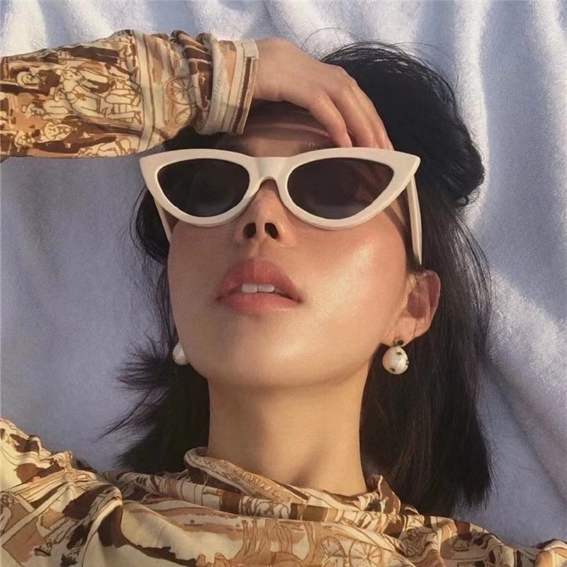 Basic Lady Minimalist Solid Color Pc Cat Eye Full Frame Women’s Sunglasses