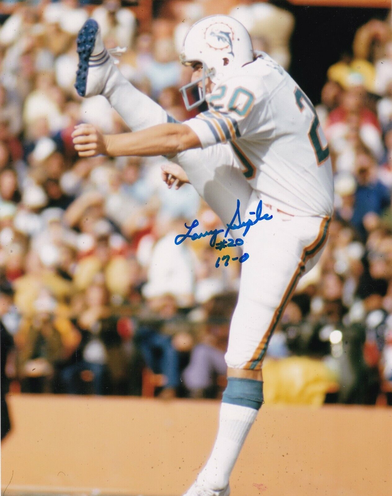 LARRY SEIPLE MIAMI DOLPHINS 1972 17-0 ACTION SIGNED 8x10