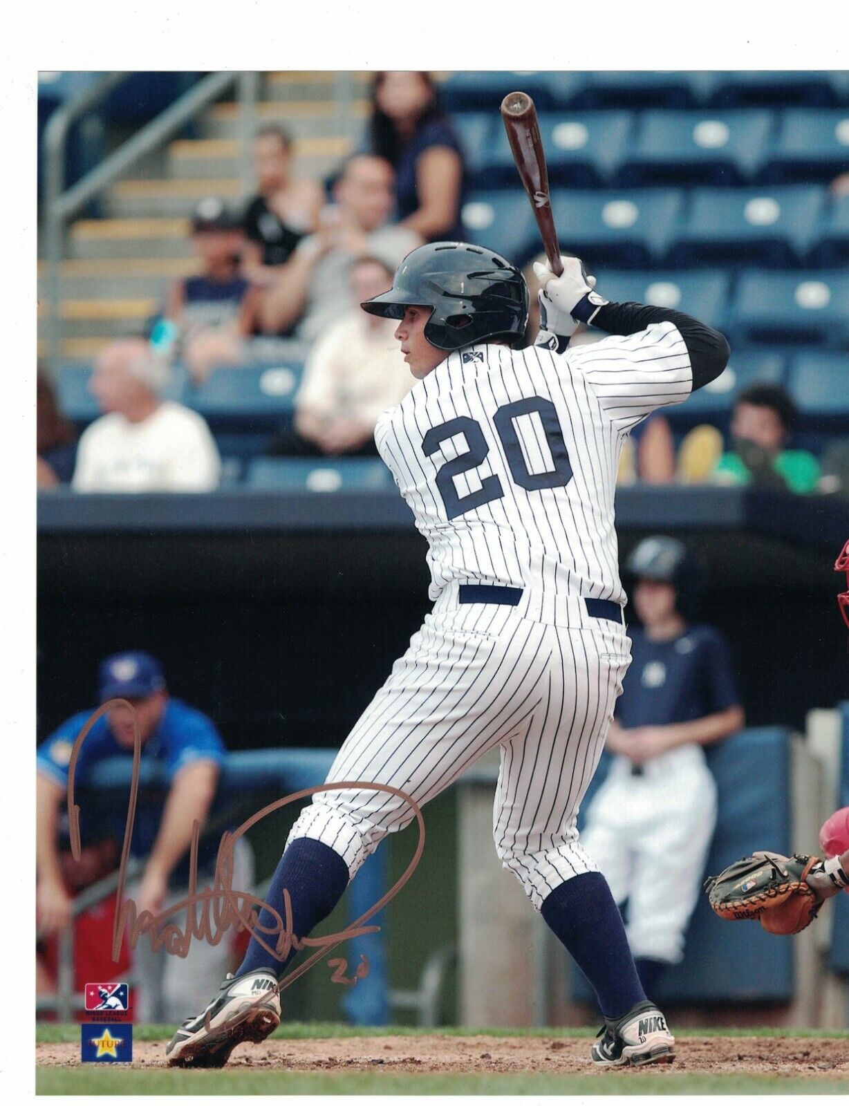 Matt Duran Staten Island Yankees Signed 8 x 10